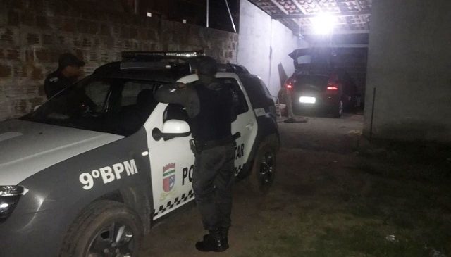 PM desarticula ponto de desmanche de veículos no bairro dos Guararapes, em Natal