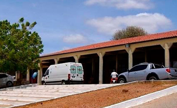 Criminoso armado assalta médico durante plantão no Hospital Regional do Seridó