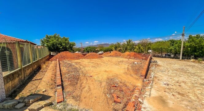 No município de Água Nova, tem praça nova chegando no Bairro Água Nova 1