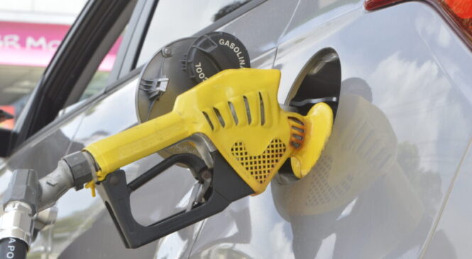 Preço de gasolina sobe em refinaria no Rio Grande do Norte