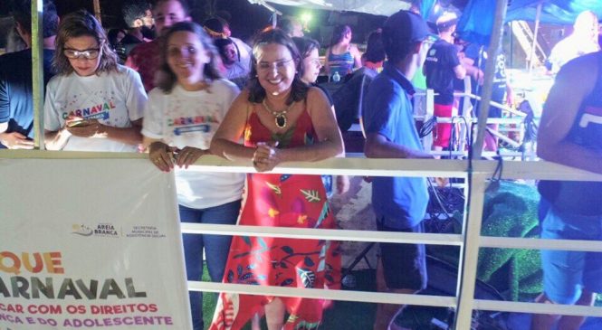 Areia Branca -Prefeita Iraneide Rebouças utiliza carnaval para auto  promoção e poderá responder por improbidade administrativa