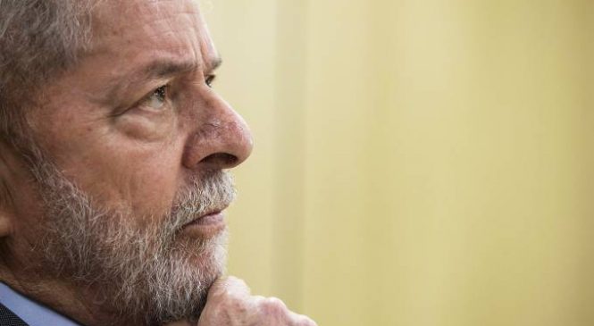 Com críticas a Moro, defesa pede absolvição de Lula no caso do sítio