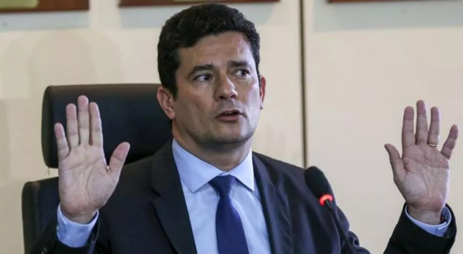 Moro determinava buscas sem pedido do MP e a PF ajeitava, revela Vaza Jato