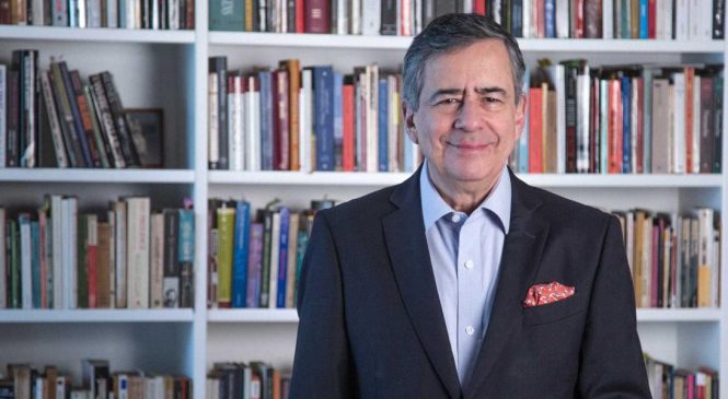 Pressão bolsonarista afasta Paulo Henrique Amorim na Record