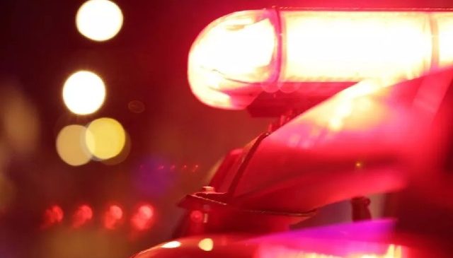 Mulher é assassinada em casa em Extremoz; marido é suspeito e está foragido.
