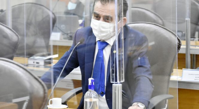 Raimundo Fernandes destaca obras do governo do estado no Alto Oeste