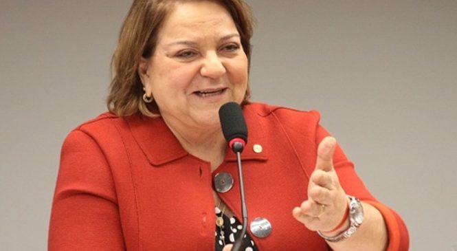 Sandra Rosado confirma o que a classe política já dizia: que não seria candidata porque se compôs com o grupo de Rosalba