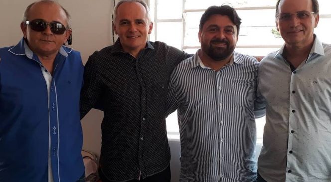 População aprova gestão de Waldênio Amorim que continua trabalhando pela cidade de Almino Afonso