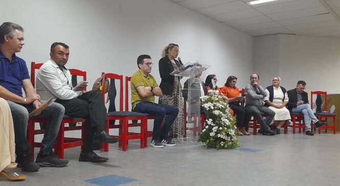 Representantes da Educação Municipal participam de Seminário de Fortalecimento da Cultura de Paz nas escolas