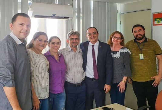 Souza se reuni com o Secretário Estadual de Saúde e a equipe da SESAP