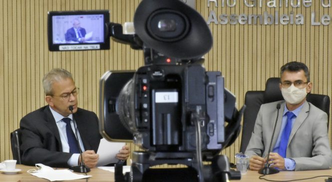 Comissão de educação da Assembleia aprova projeto para família acolhedora no RN