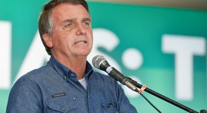 Bolsonaro sanciona com vetos texto que revoga Lei de Segurança Nacional