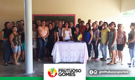 Prefeitura de Frutuoso Gomes concede aumento aos servidores da educação