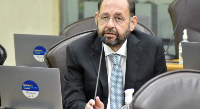 Assembleia aprova projeto de lei do Deputado Gustavo Carvalho que proíbe limite de consultas para pacientes com Autismo (TEA).