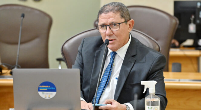 Aliado de Leonardo Rêgo, Dr. Kerginaldo volta de Paris para votar contra Fátima Bezerra.