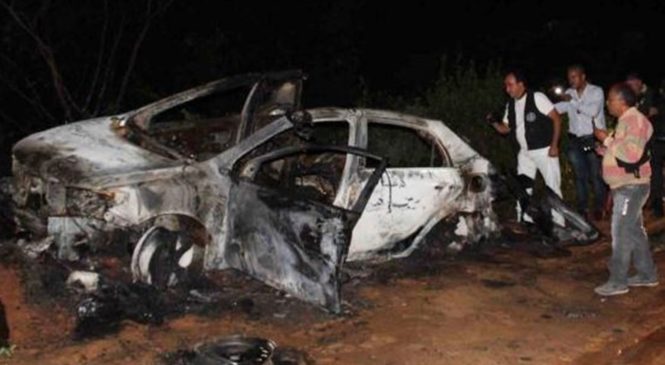 Corpo é encontrado dentro de carro destruído por fogo e explosão em Mossoró
