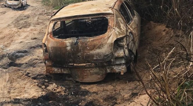 casal é assassinado e carro incendiado em estrada de terra