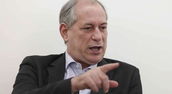 Ciro pede para Lula se espelhar em Cristina Kirchner e optar por ser vice