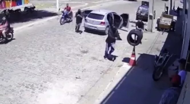 Comerciante é executado em frente a mercadinho no interior do RN; Vídeo mostra momento exato.