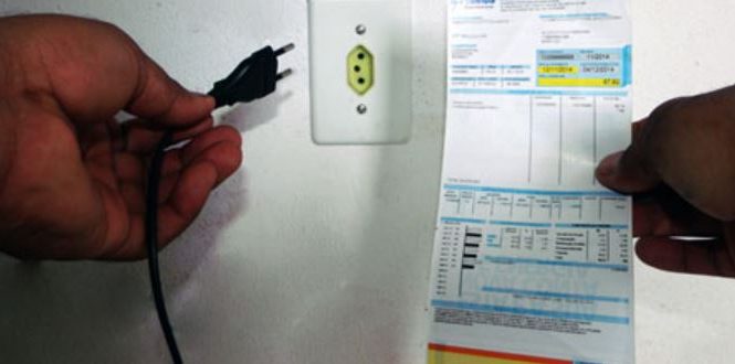 Governo Federal vai dar desconto na conta de luz para quem reduzir consumo de energia