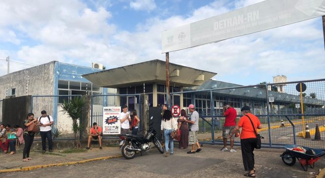 Servidores do Detran paralisam as atividades por dois dias no RN