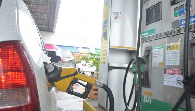 RN tem o terceiro maior preço médio da gasolina comum, segundo ANP