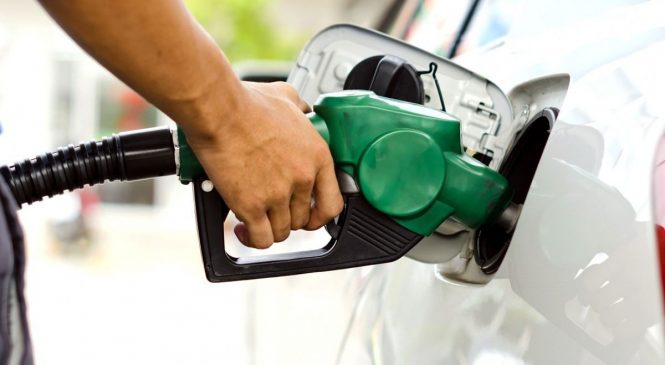 Petrobras reduz 8% no preço da gasolina, Pau dos Ferros continua com a gasolina mais cara da região.