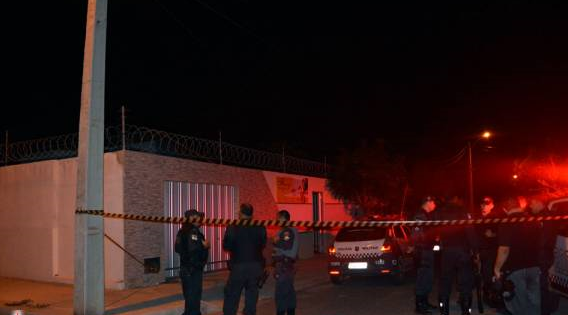 Mossoró – Dois irmãos são executados a tiros de escopeta dentro de casa no Monte Olimpo