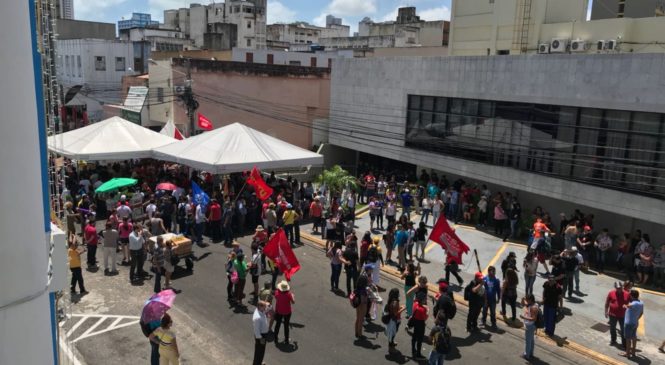 Após manifestações, Assembleia Legislativa adia sessão que votaria projetos do ‘RN Urgente’