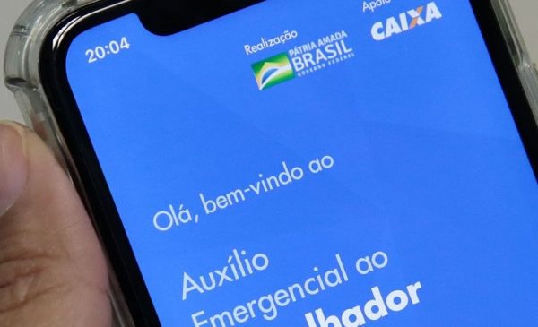 Caixa paga hoje auxílio emergencial a nascidos em fevereiro