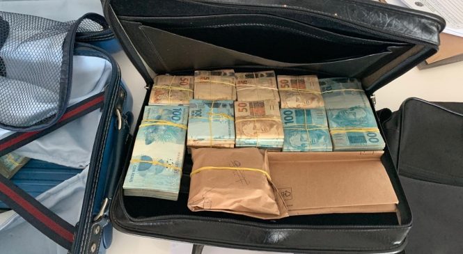 Polícia Federal encontra mala de dinheiro em operação no RN