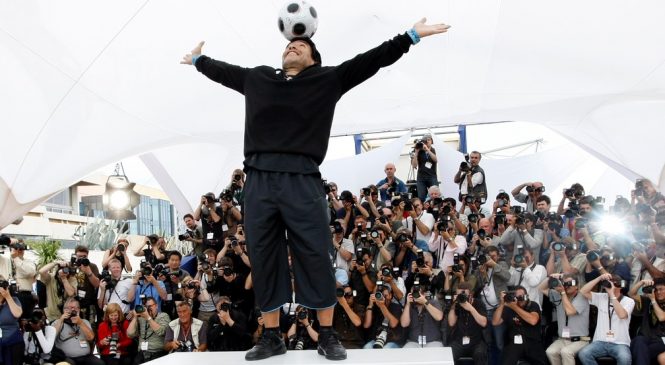 Autópsia diz que Diego Armando Maradona sofreu um infarto enquanto dormia