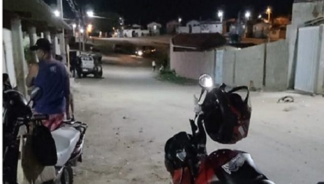 PM da Paraíba surta e faz ex-mulher refém em Currais Novos.