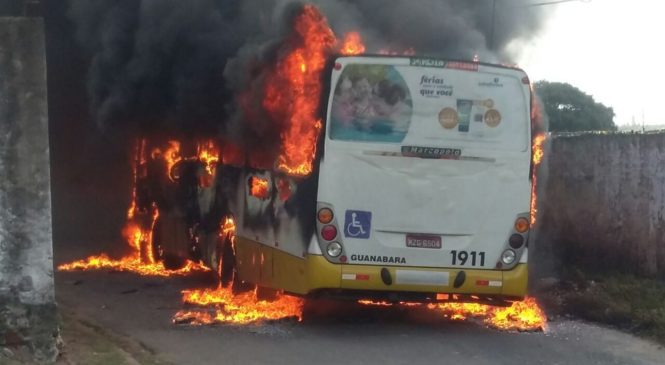 Veículos são incendiados em cidades do Oeste potiguar; PM acredita em atos criminosos