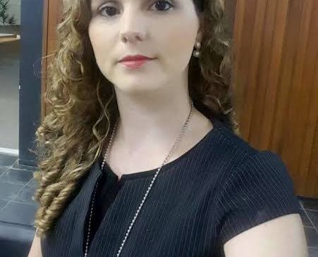 Advogada dá voz de prisão a delegada Karla Viviane por abuso de autoridade