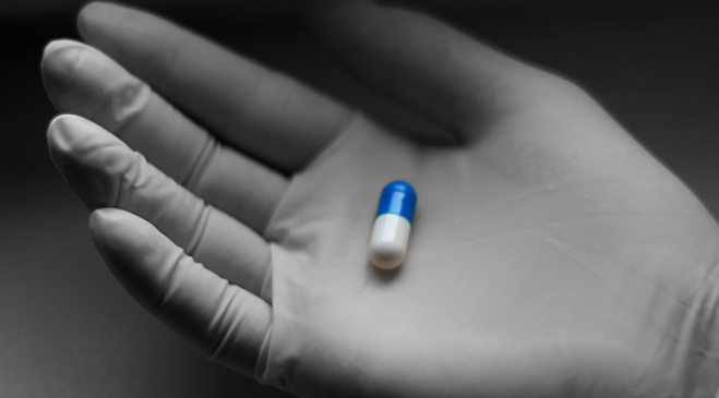 Pfizer começa testes clínicos de comprimido contra a Covid-19