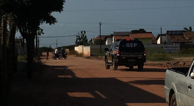 Homem esfaqueia companheira e enteada de 13 anos na Grande Natal