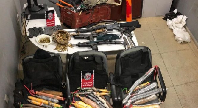 Quadrilha que planejava atacar bancos na PB é interceptada e três pessoas são presas com armas e dinamite
