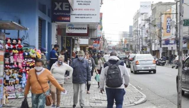 São Paulo tem primeiro dia útil com novas regras e fase de retomada