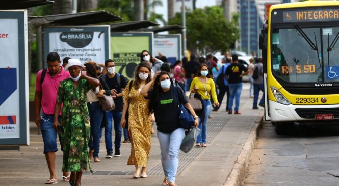 Brasil tem semana com menor número de mortes por Covid-19 desde abril de 2020