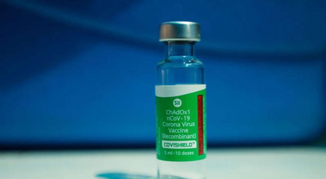 Covid-19: Fiocruz vai entregar 5 milhões de doses de vacina na sexta