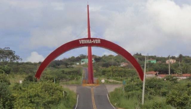 Agricultores de Venha-Ver recebem 240 títulos de terra