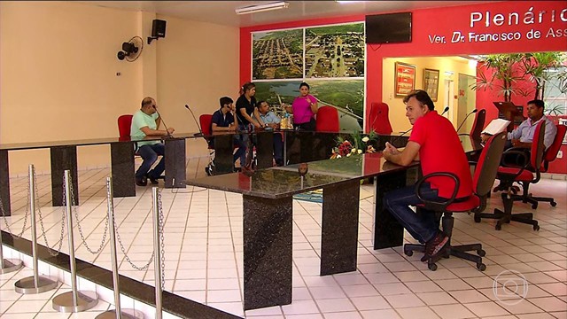 Vereadores de cidade potiguar diminuem recesso e ganham apoio da população