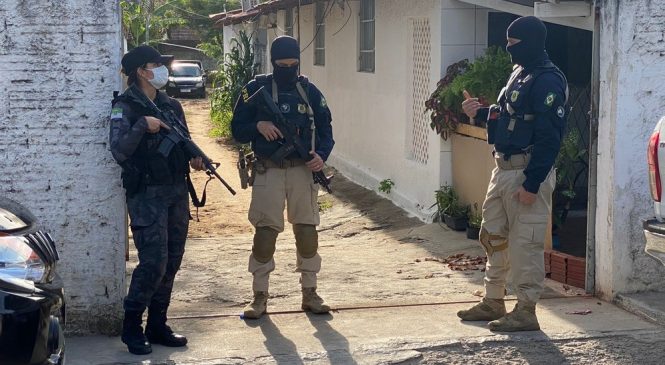 Operações da PF prendem suspeitos de tráfico de drogas e fabricação de armas no RN