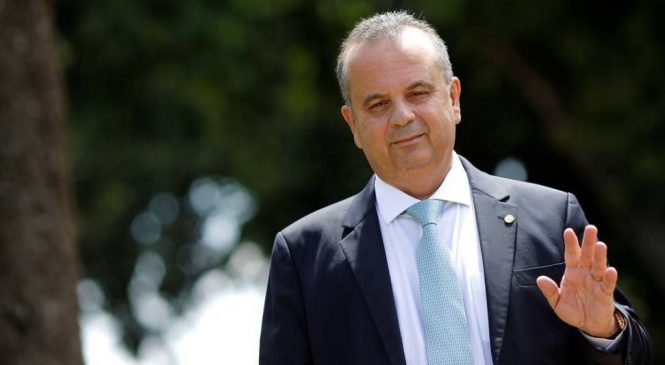 Rogério Marinho usa dinheiro público de orçamento secreto para construir mirante que beneficia terreno de sua propriedade
